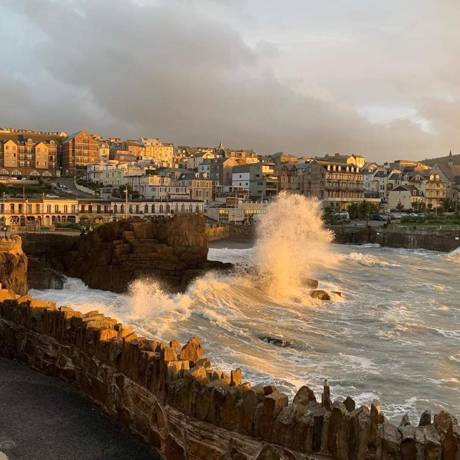 4 The View Apartments Ilfracombe - Seafront, Parking, Lift, Ev Dış mekan fotoğraf